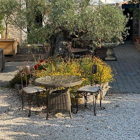 Celine Et Olivier Acomodação com café da manhã Pornic Exterior foto
