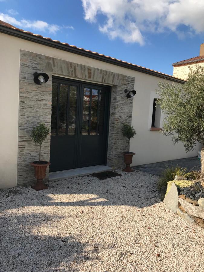 Celine Et Olivier Acomodação com café da manhã Pornic Exterior foto